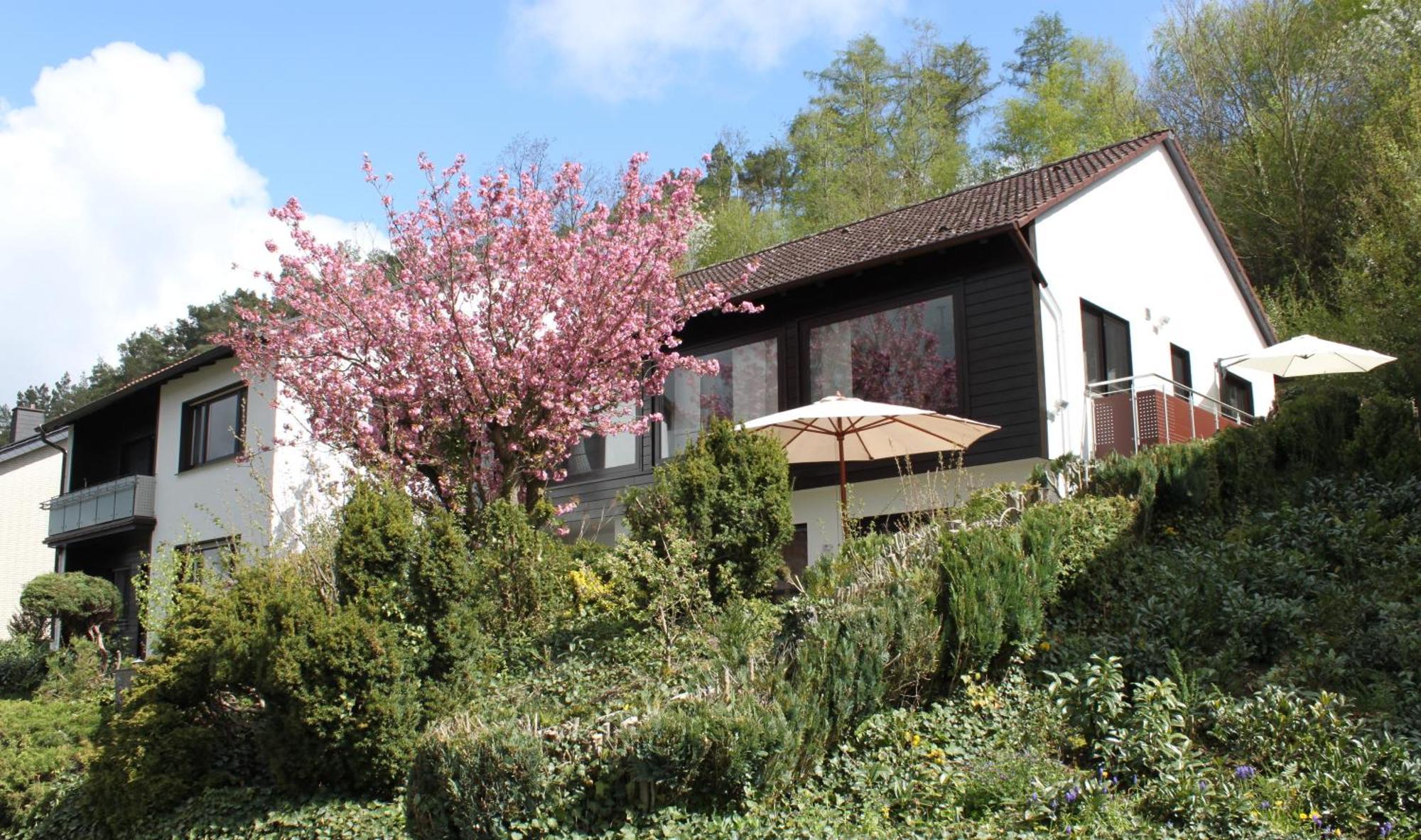 Ferienwohnung "Kirchblick" Im Ferienhaus Blumenhain Bad Wünnenberg Exterior foto